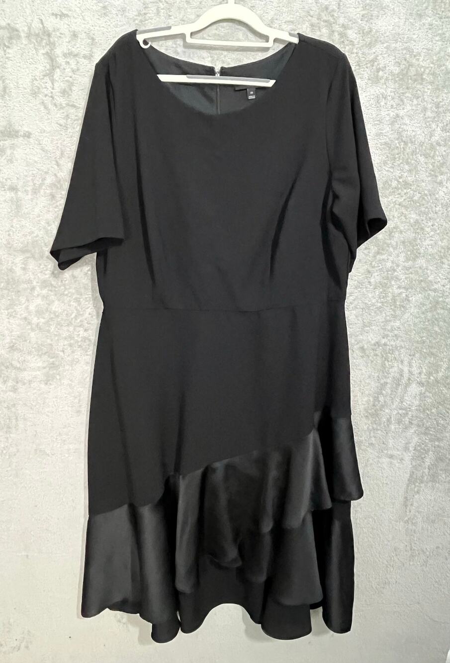Lane Bryant Dress Size 22 Black Tiered Satin Detail Dressy Semi Formal